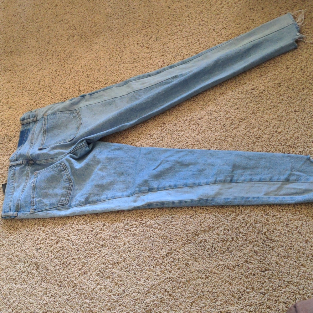 Jeans - Picture 2 of 3
